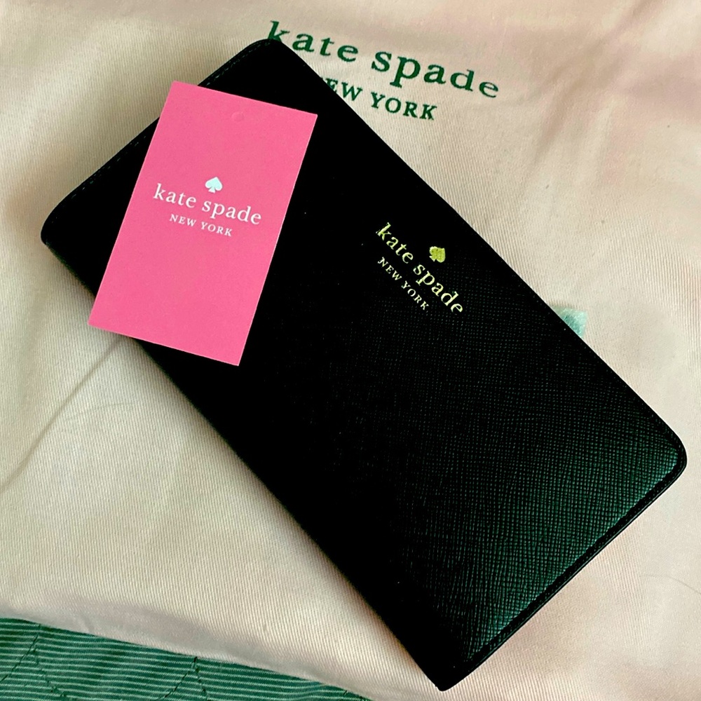 Kate Spade snap on wallet. Very light.